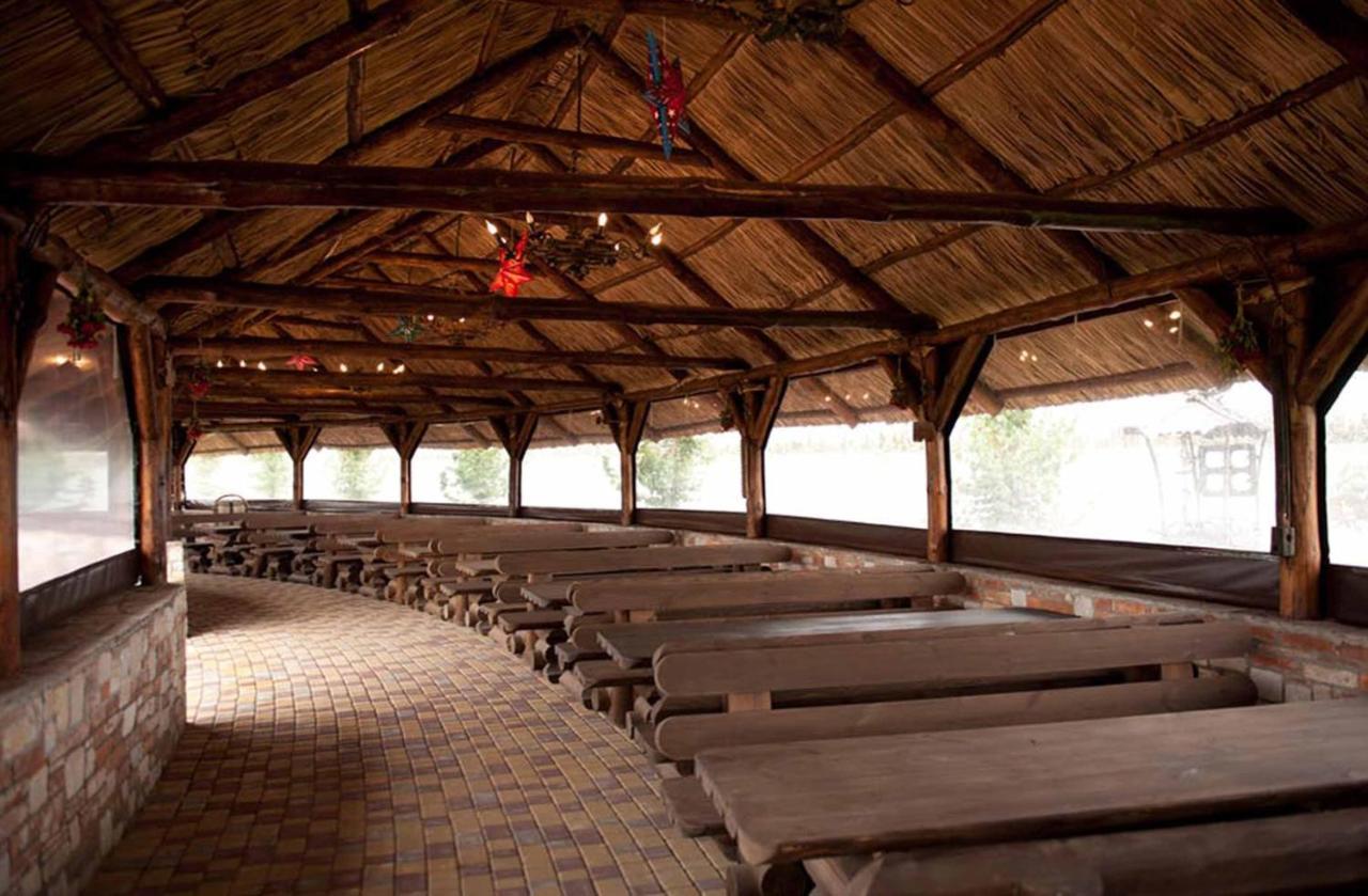 Hotel Maetok Country Club Petrovo Esterno foto